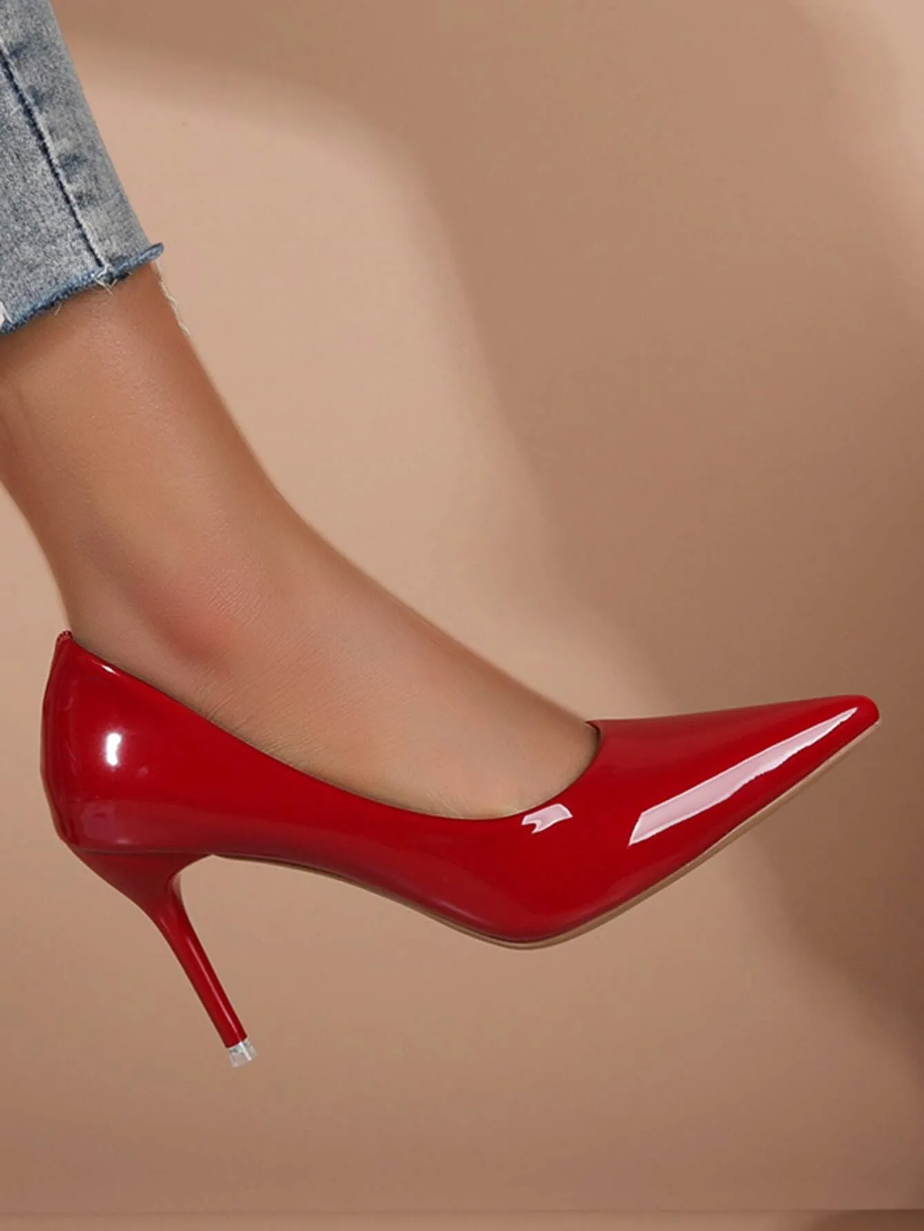 2023 New Spring & Autumn Fashionable Red High Heels For Women, Suitable For Work