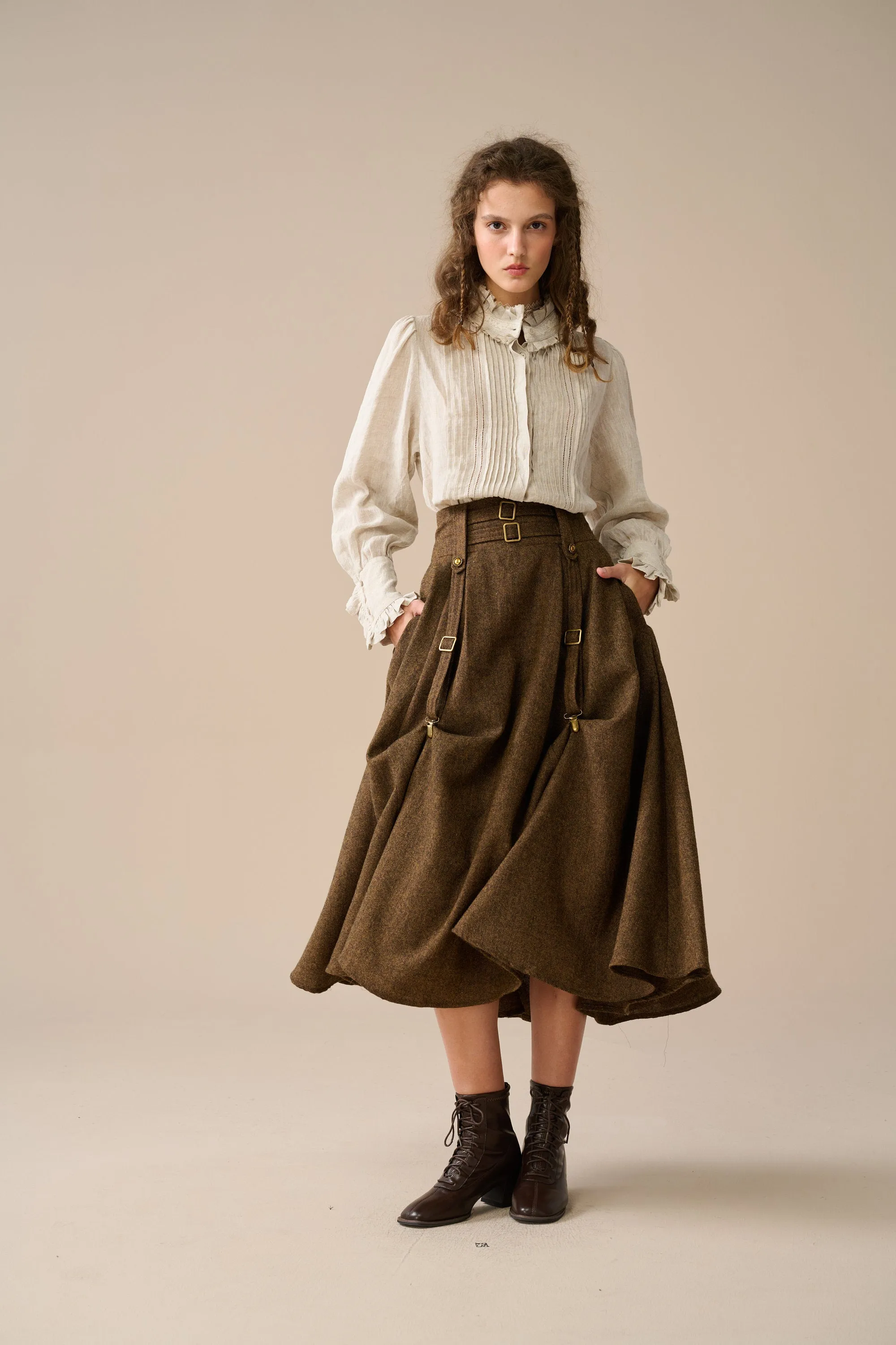 Cynthia 16 | Adjustable wool skirt