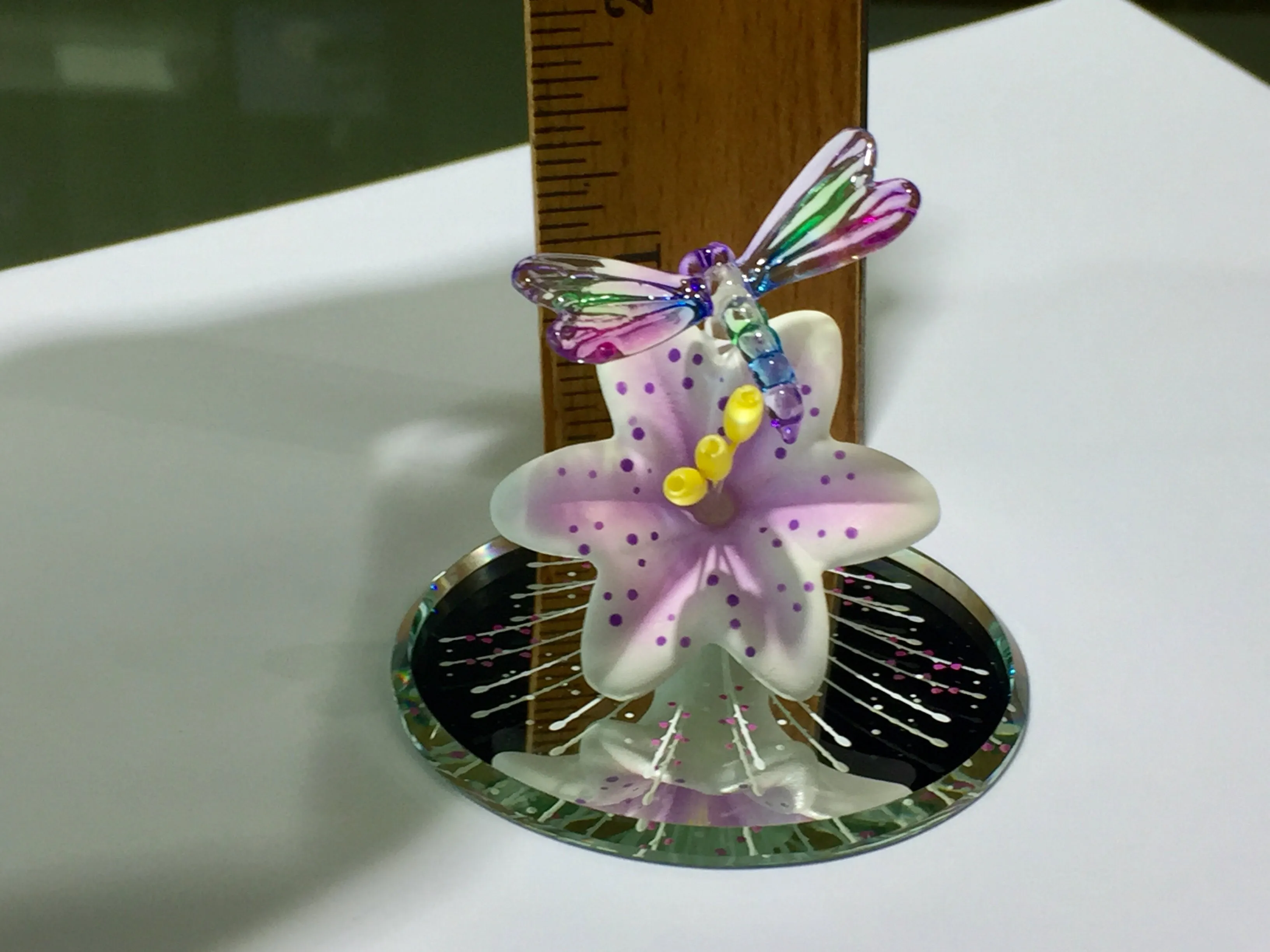 Dragon Fly, Lavender Lily Glass Figurine