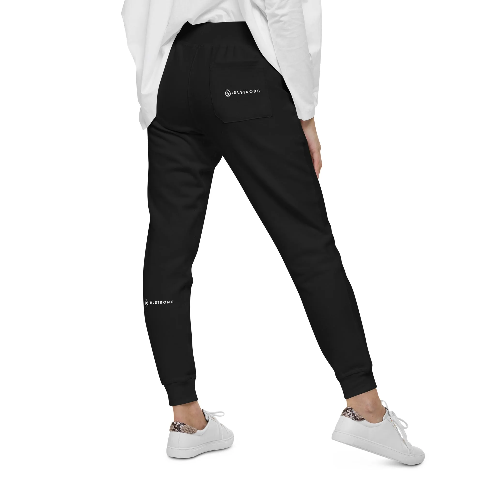 ELEVATED ESSENTIALS, SLIM FIT, GS LOGO FLEECE SWEATPANTS BLACK