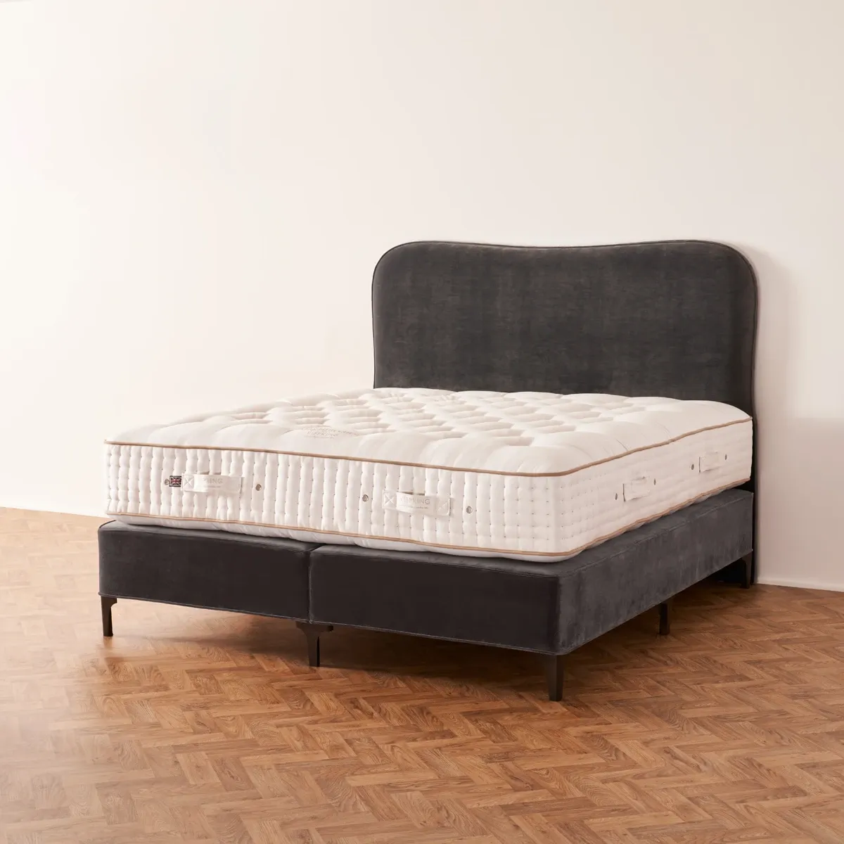 Magnificence Mattress By Vispring