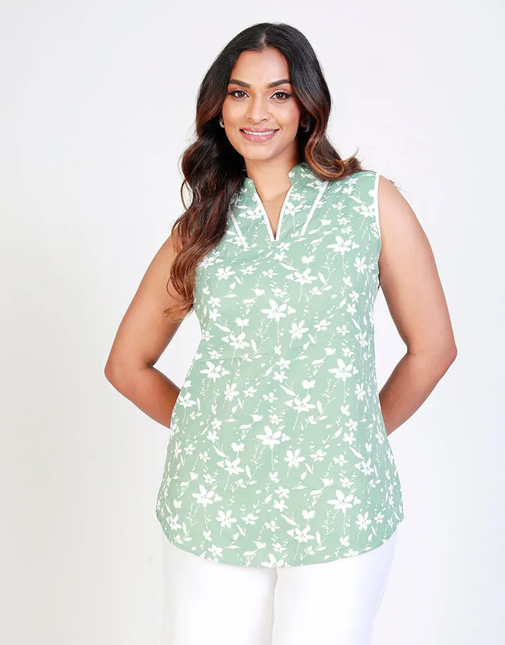 Sleeveless Top with Contrasting Piping