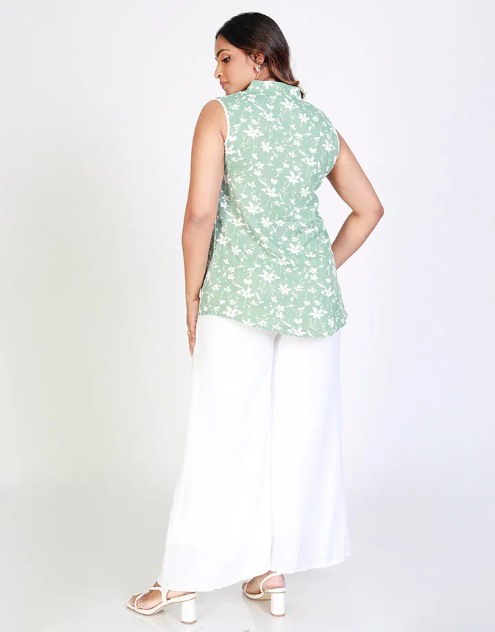 Sleeveless Top with Contrasting Piping