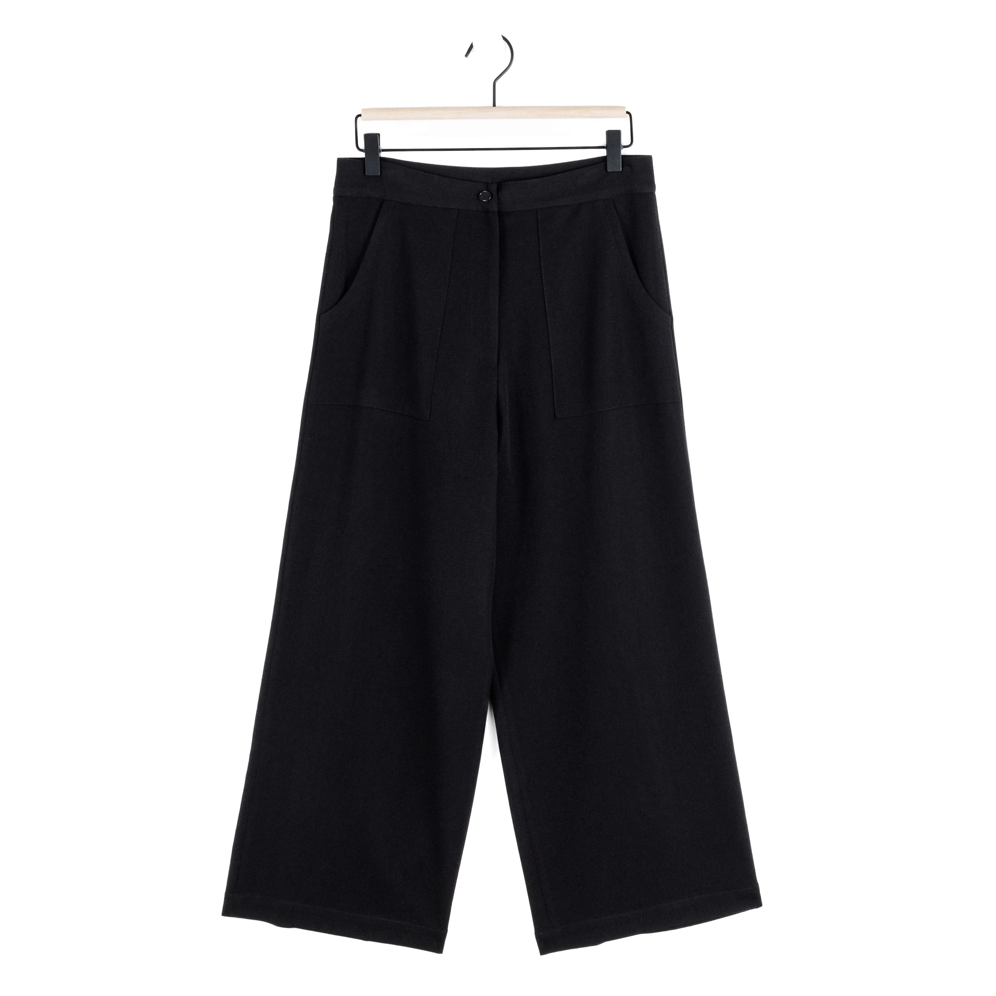 Woven Twill - Zip Closure Front Pocket Cropped Trouser - Black - Final Sale!